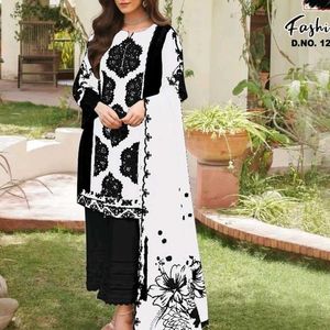 New Standard Pakistani Poshaq Dresses Beautiful Dr