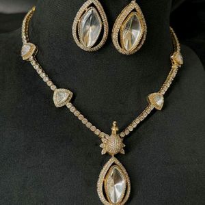 Kundan Jewellery Set With Real Diamond Look