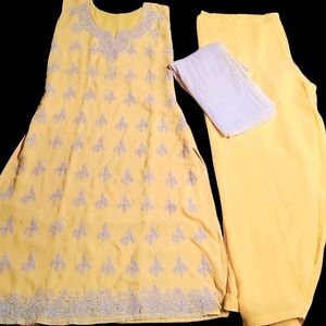 Kurta Set With Dupatta