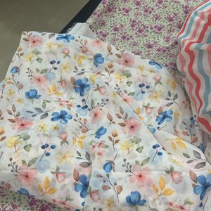 Beautiful Small Flower Printed Fabric Material