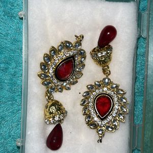 Best Quality Beautiful Earrings With Hanging Jhumk