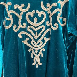 Pakistani Velvet Kurti