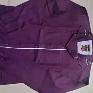 Men Purple causal Shirt (M)