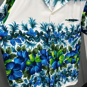 🌊Cool Hawaiian shirt
