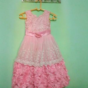 Iam Selling A Gown