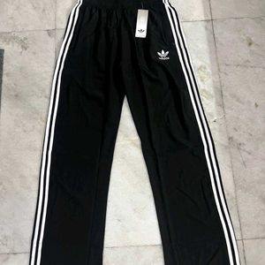 ADIDAS ORIGINALS 3 STRIPES STRAIGHT FIT TRACKPANTS