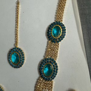 AD Jewellery Set - Beautiful Necklace With Earring