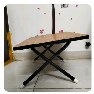 Foldable Laptop Stand/Mini Writing Table