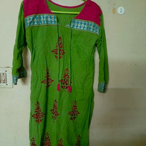 Combo Of 2 Kurtas M Size