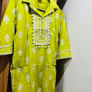 Kurti Set