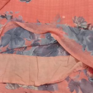 Peach Colour Floral Print Saree With Blouse