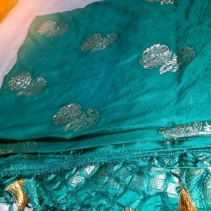 Rama Color Saree With Attached Blouse Piece