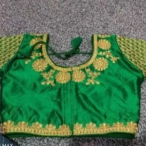 💚Beautiful Embroidery Green Blouse 💚