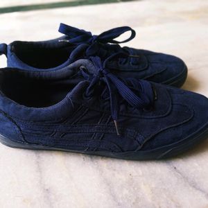 Navy Blue Sneakers Used But Condition Like New