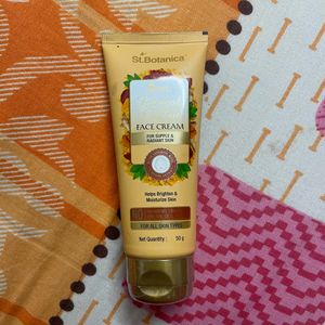 St. Botanica Face Rivayat Ubtan Cream