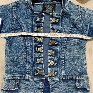 Beautiful Full Sleeves Blue Denim Jacket 🧥🧥🧥🧥