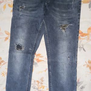 MUFTI Ripped Jeans Size 34