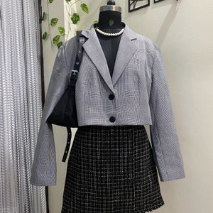 Cropped Blazer