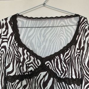 SHEIN RIBBED DETAIL ZEBRA PRINT TOP