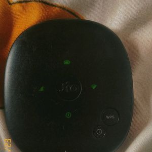 Jio-Fi 4 Wifi Dongle