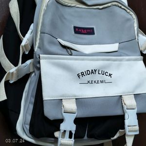 Aesthetic School Bagpack with Laptop Compartment