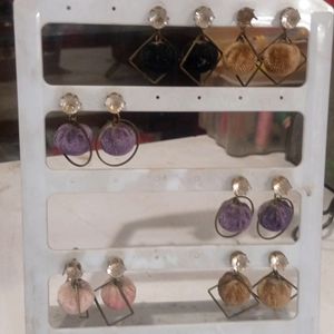 Earings