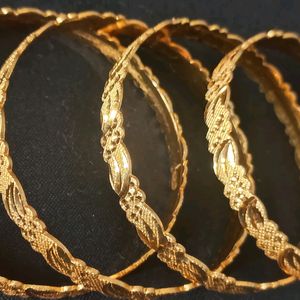 MAYAgold Bangles