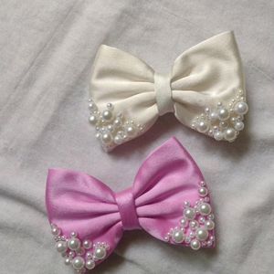 Pearl Bow Clip 🌸