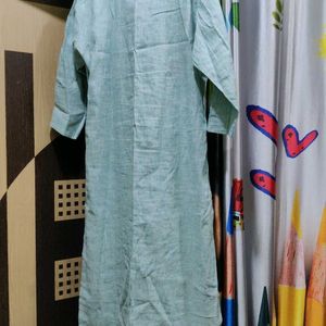 I M Selling Sea Green Kurta Of Women