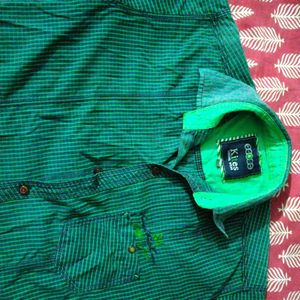 ❤️Kites Casual Wear Green Shirt For UnisexIBust 38