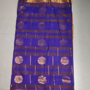 Beautiful Shiny Pattu Saree With Blouse