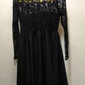 Black Lace Dress. Small Size. Like New