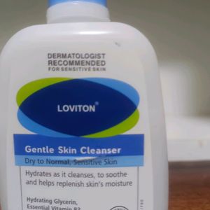 Mild Facewash For Dry Skin