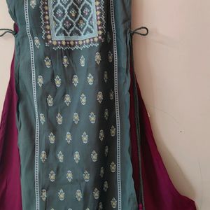 Avaasa Brand Kurti