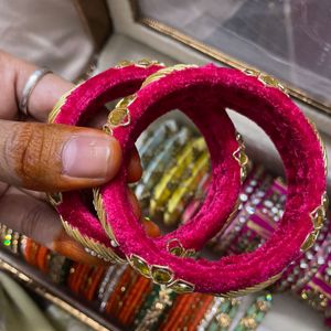 Rani Pink Velvet bangle set