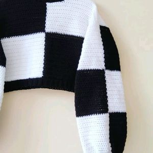 Patchwork Trendy B&W Pullover