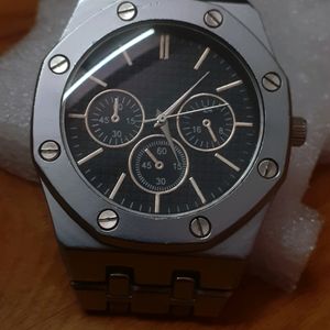 BRAND NEW ACNOS MEN WATCH