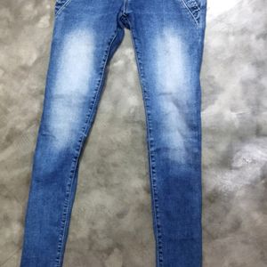 skinny hispter jeans