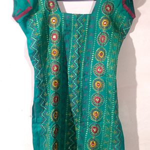 Thread Work Kurti