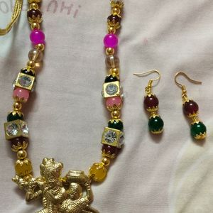 Like New Jewellery Set