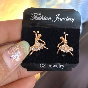 Little Earrings For Girl / Women