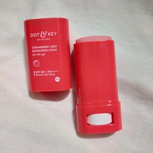 Dot & Key Strawberry Dew Spf 50 Sunscreen Stick On