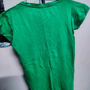 Green Tshirt 🍏👕