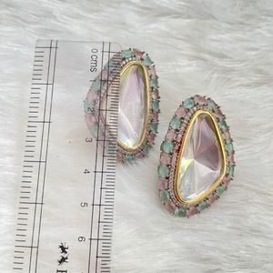 Big Kundan And Diamond Earrings