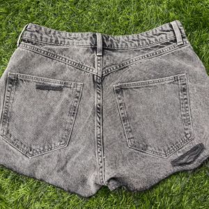 H&M Curvy Fit Vintage Fashion Shorts