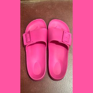 NEW KOOK N KEECH PINK RUBBER SLIDES