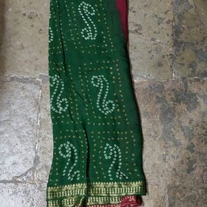 Red & Green bandhani Dupatta