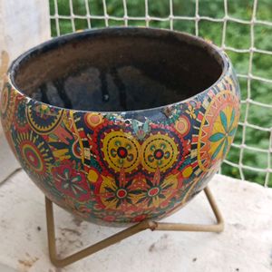 Metal Flower Pot With Stand | Colourful Gamla