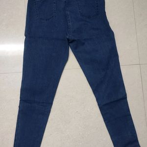 Blue Strechable Jeans