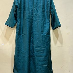 Neerus Green Kurta Size L